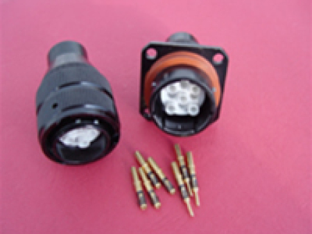 航空插頭的線(xiàn)簧插孔和普通插孔這兩個(gè)的區(qū)別是怎樣的？